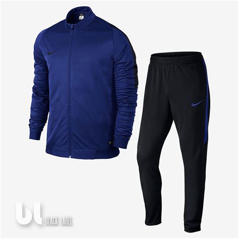 nike libero knit herren anzug|Nike Trainingsanzug .